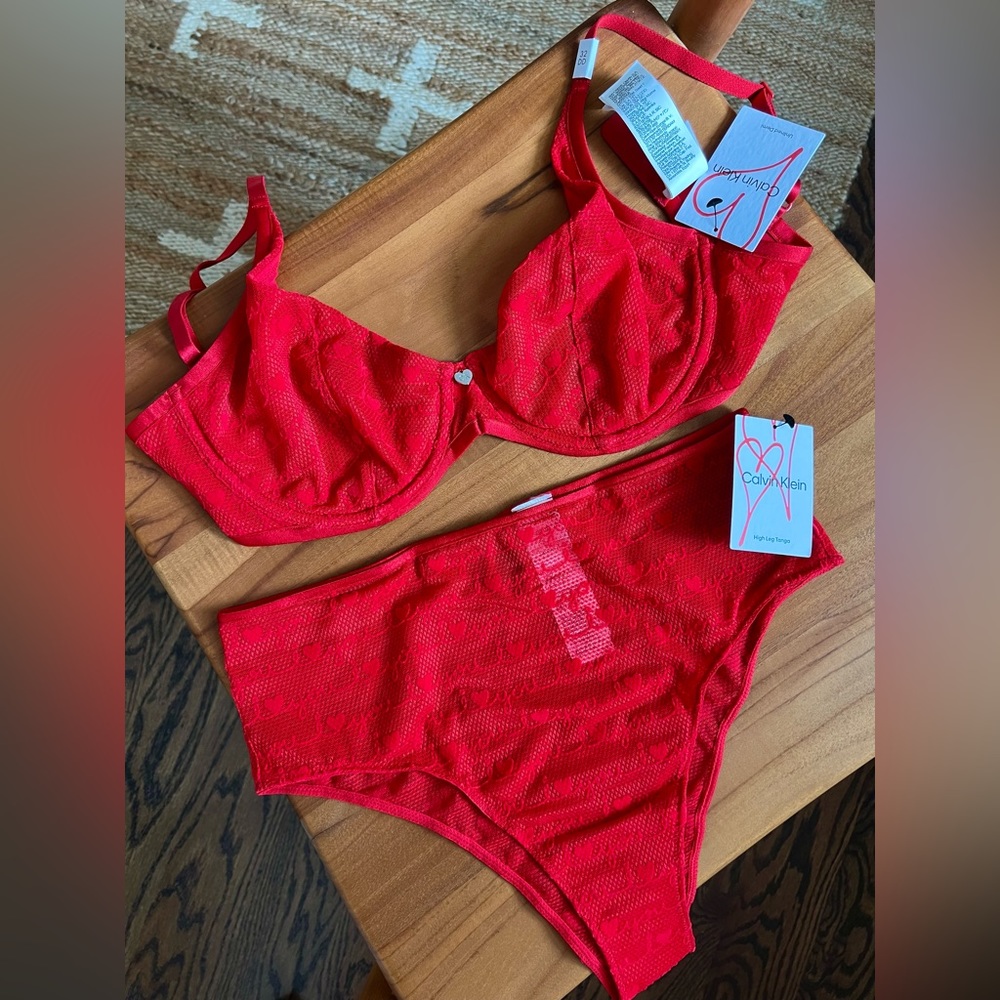Calvin Klein Underwear I Heart You Set 32DD + S